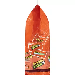 REESE'S Assorted Chocolate and Peanut Butter Snack Size, Candy Party Bag,  32.06 oz, Shop